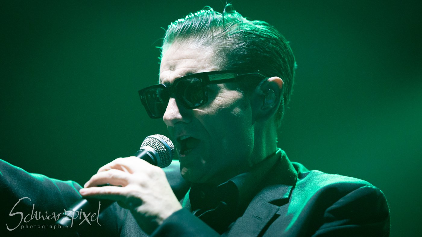 NITZER EBB