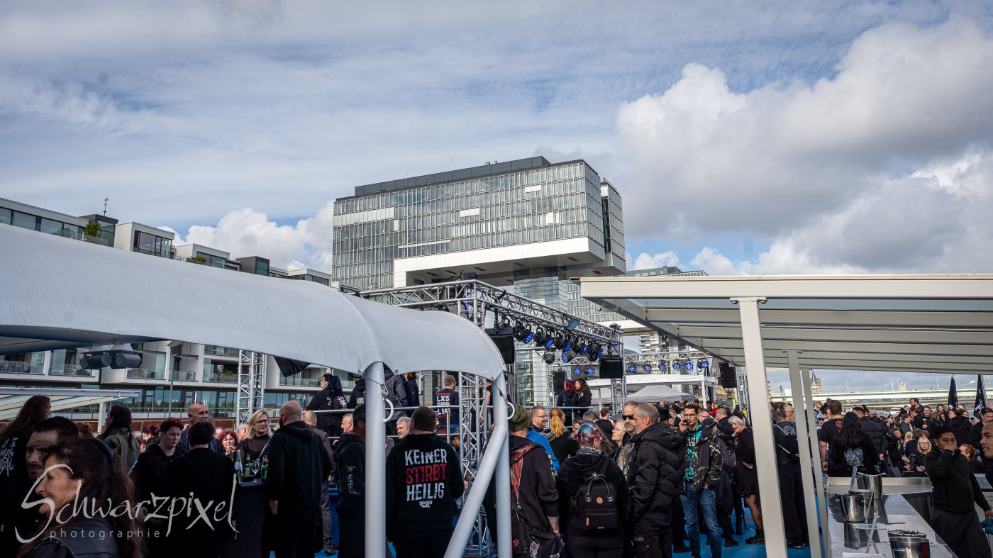 Unter Schwarzer Flagge Herbst 2023