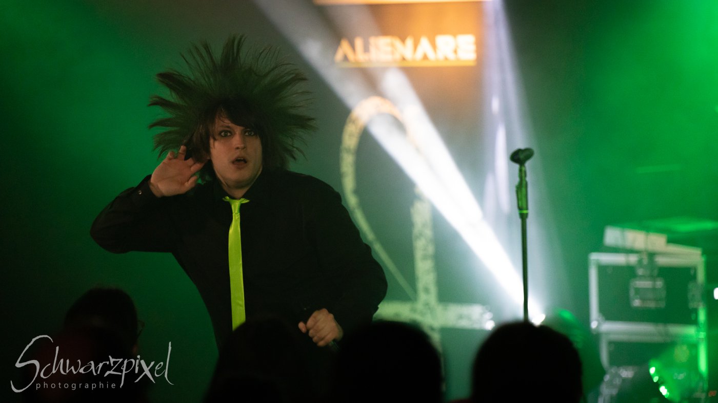 Alienare im Underground
