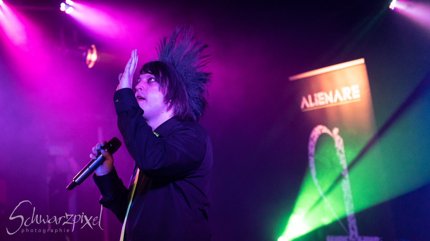 Alienare im Underground