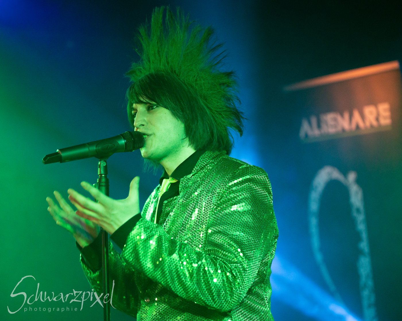 Alienare im Underground