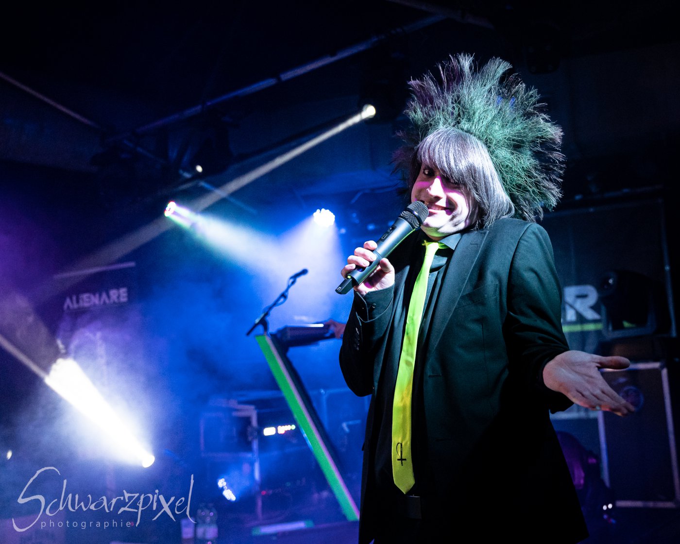 Alienare im Underground
