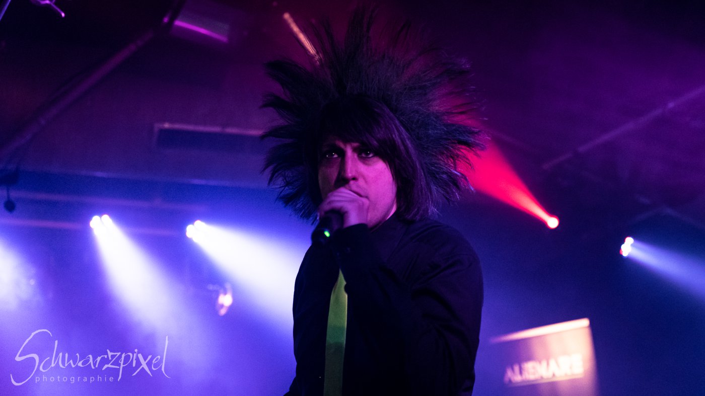 Alienare im Underground