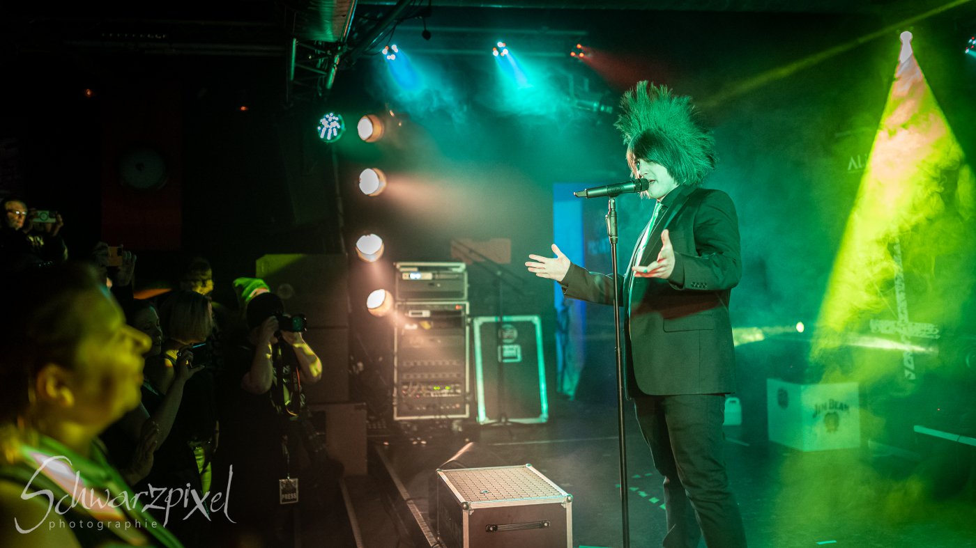 Alienare im Underground
