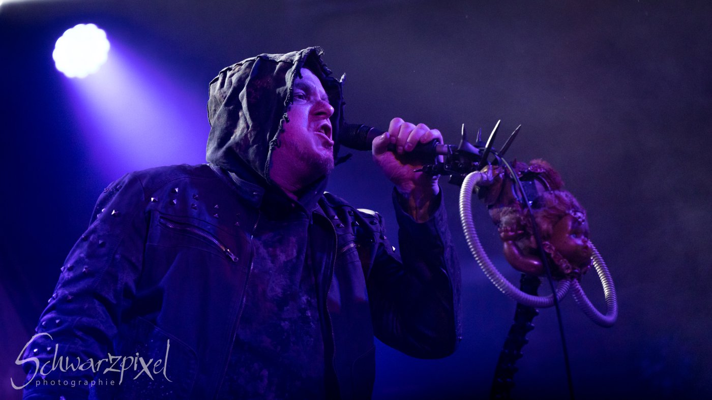 Centhron - Intent:Outtake - Wir toeten die Stille