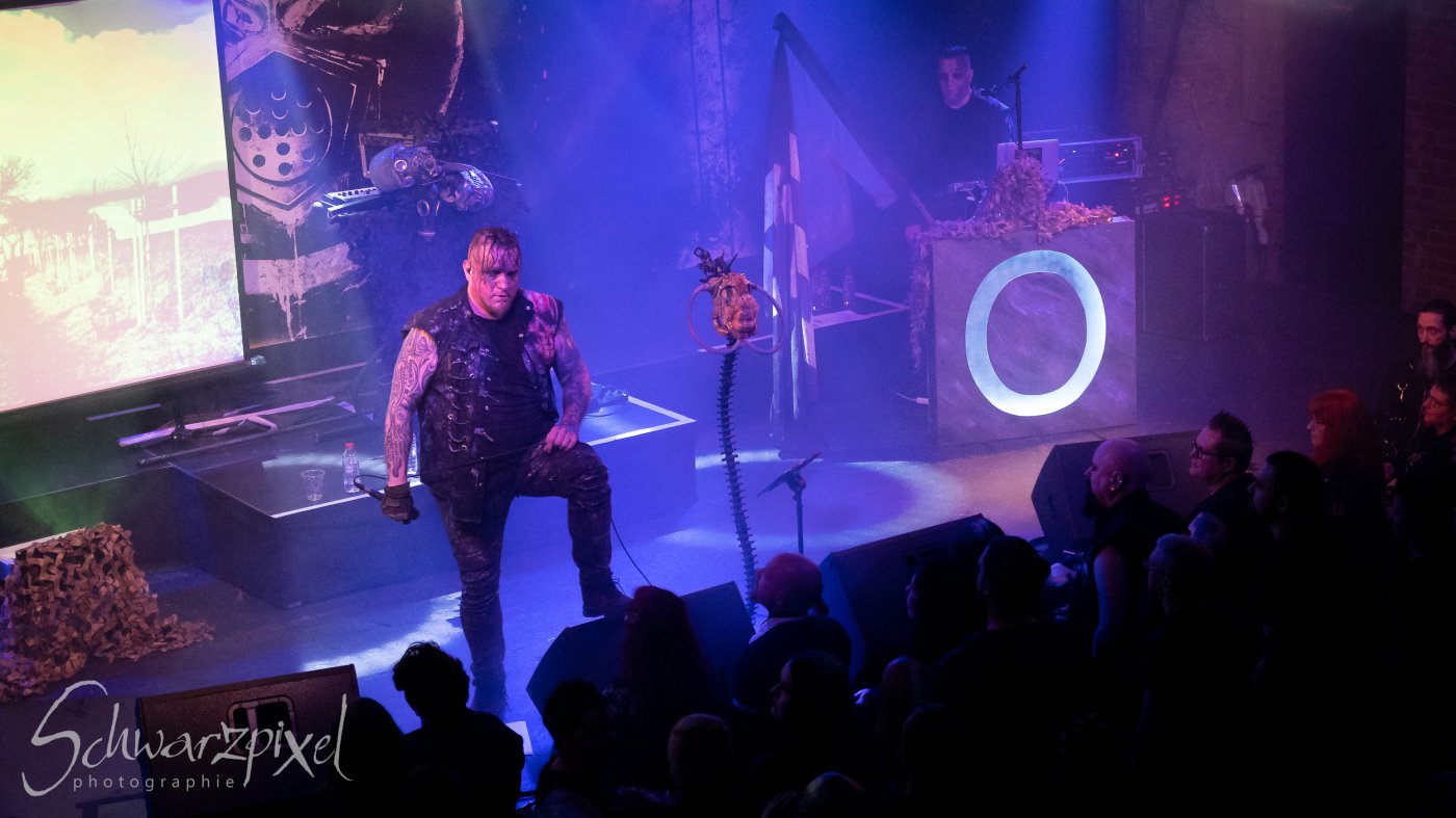 Centhron - Intent:Outtake - Wir toeten die Stille