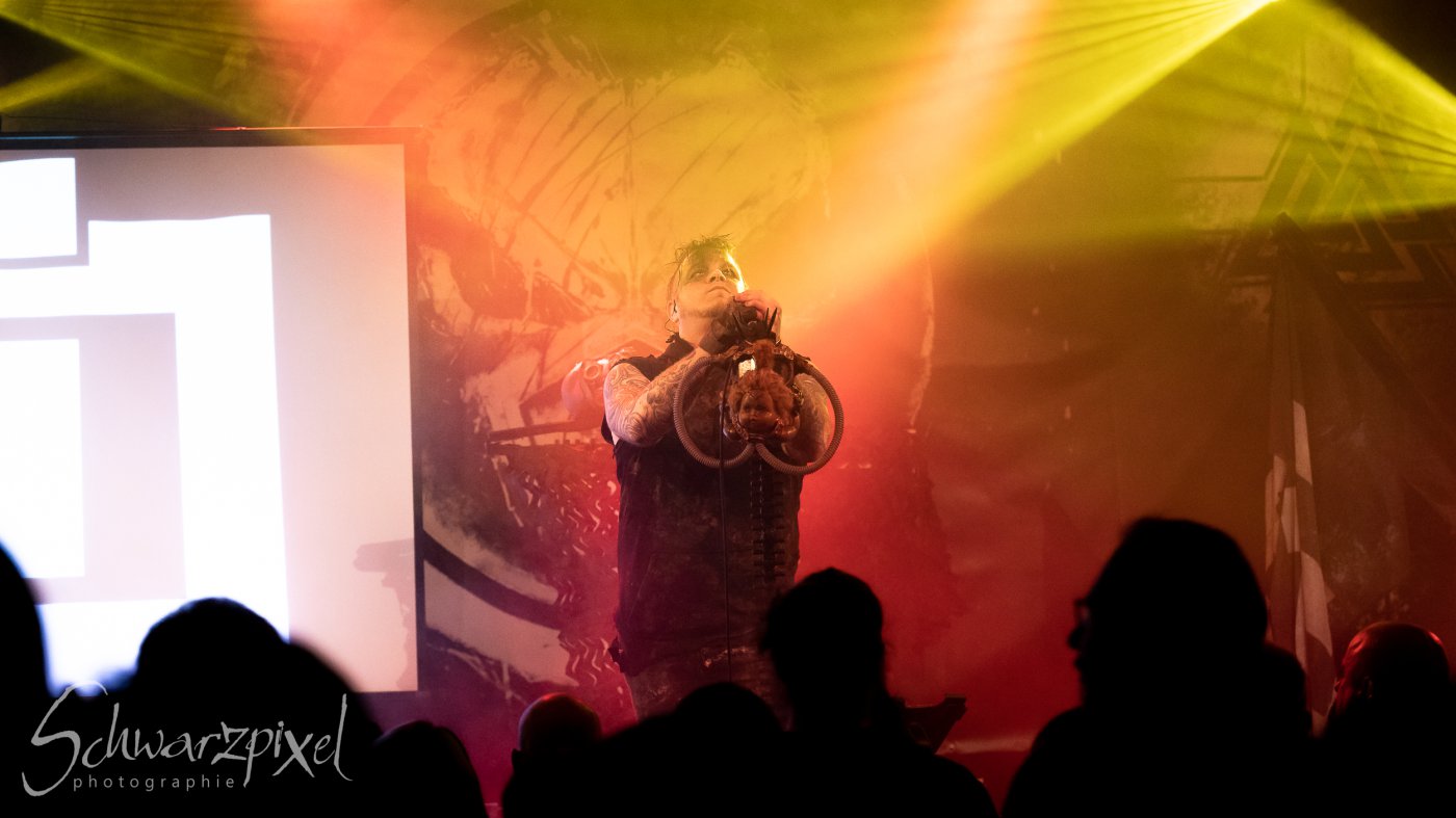 Centhron - Intent:Outtake - Wir toeten die Stille