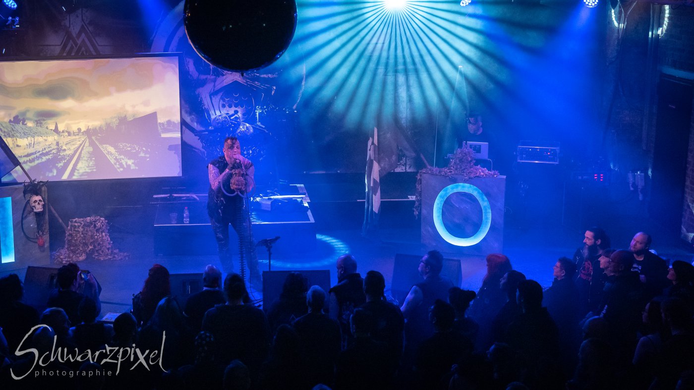 Centhron - Intent:Outtake - Wir toeten die Stille