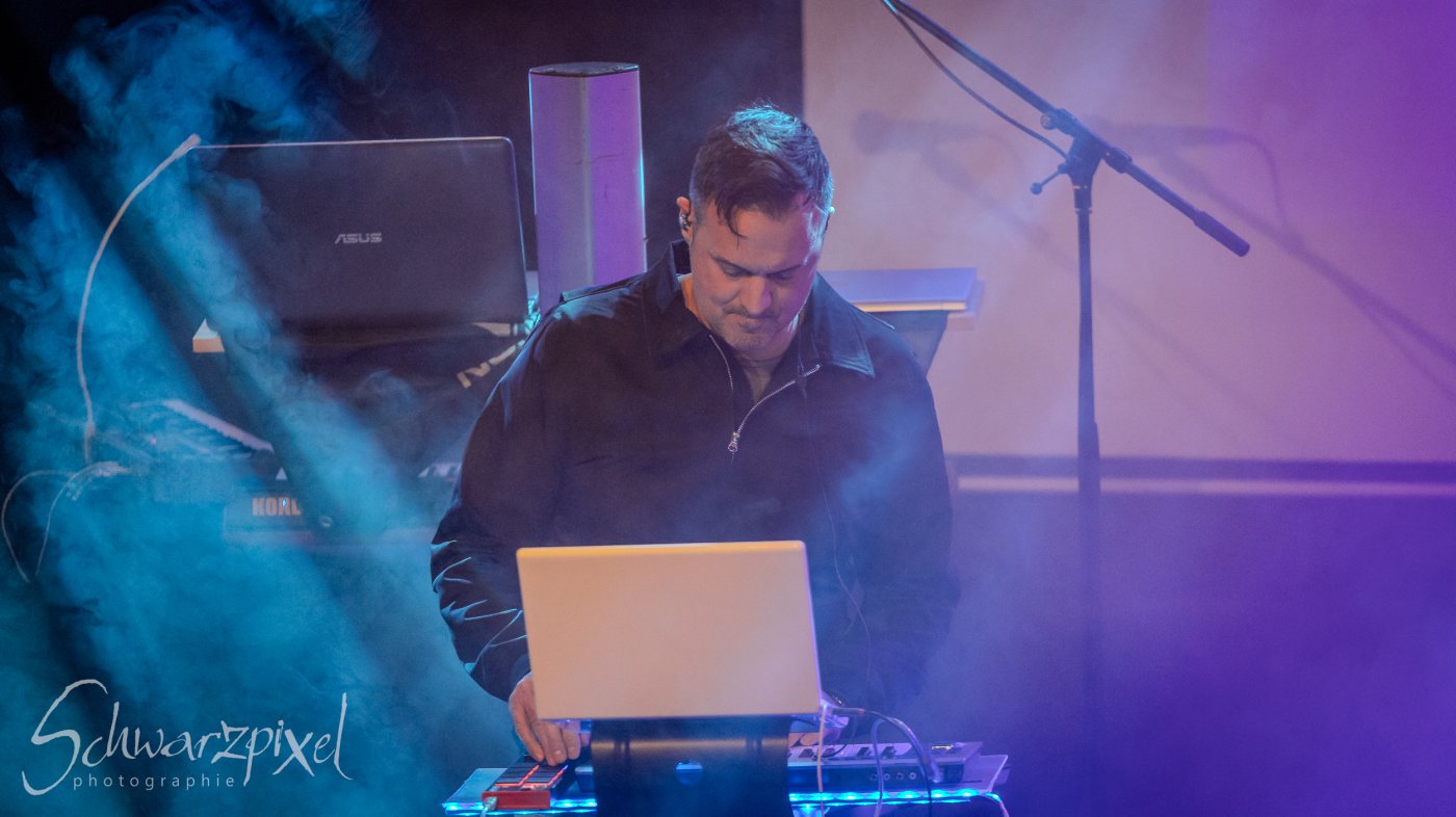 KIRLIAN CAMERA - Black Pyramid Tour 2023