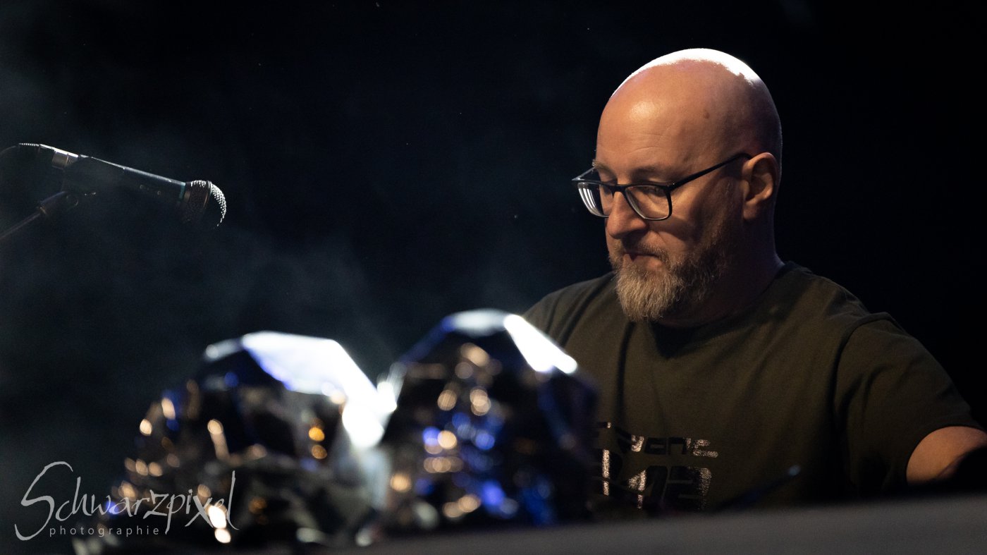 Front 242 und Nitzer Ebb