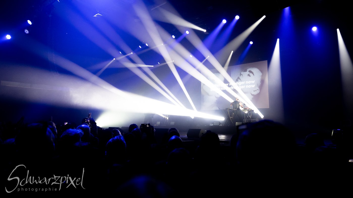 Front 242 und Nitzer Ebb