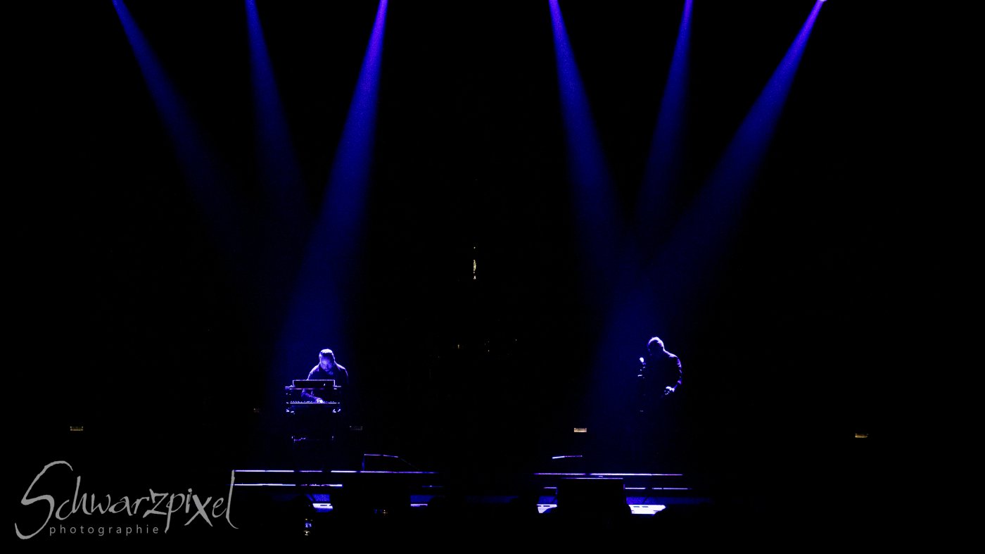 VNV Nation - Electric Sun Tour 2023