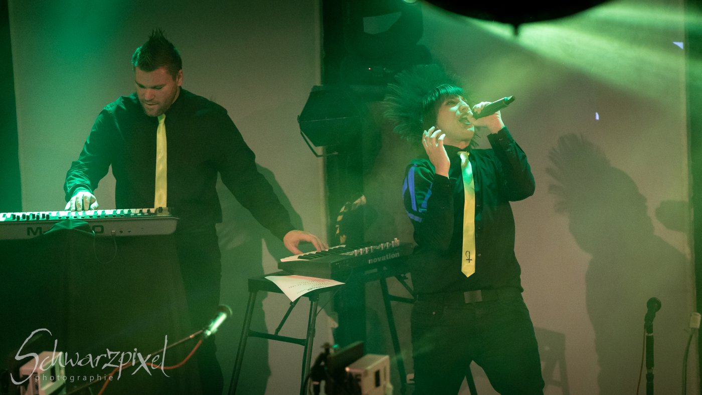 WELLE:ERDBALL - FILM-FUNK-FERNSEHEN – TRILOGIE TOURNEE