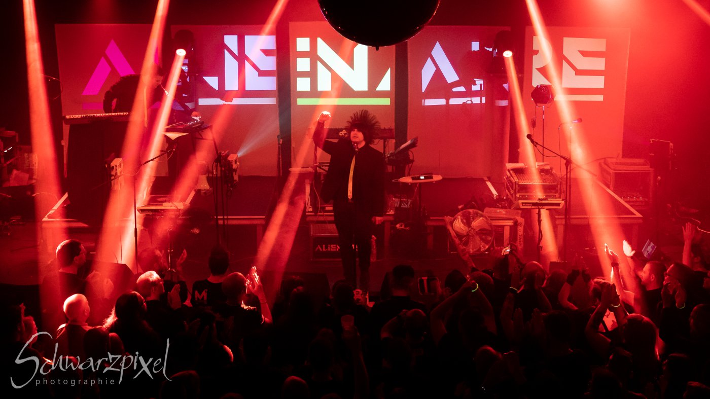 WELLE:ERDBALL - FILM-FUNK-FERNSEHEN – TRILOGIE TOURNEE