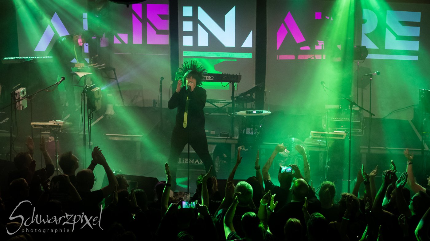 WELLE:ERDBALL - FILM-FUNK-FERNSEHEN – TRILOGIE TOURNEE