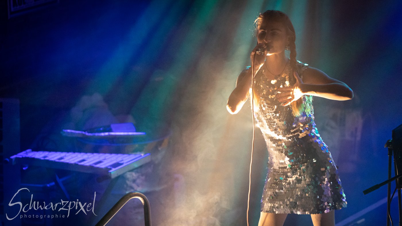WELLE:ERDBALL - FILM-FUNK-FERNSEHEN – TRILOGIE TOURNEE