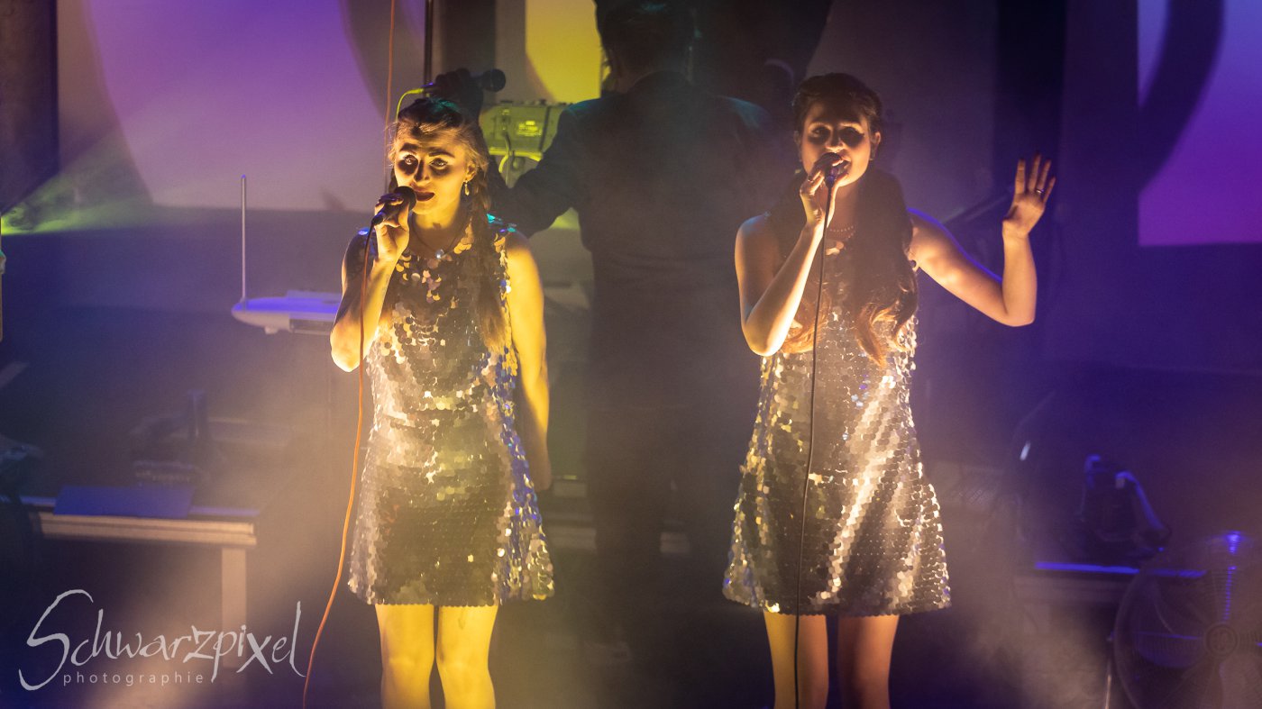 WELLE:ERDBALL - FILM-FUNK-FERNSEHEN – TRILOGIE TOURNEE
