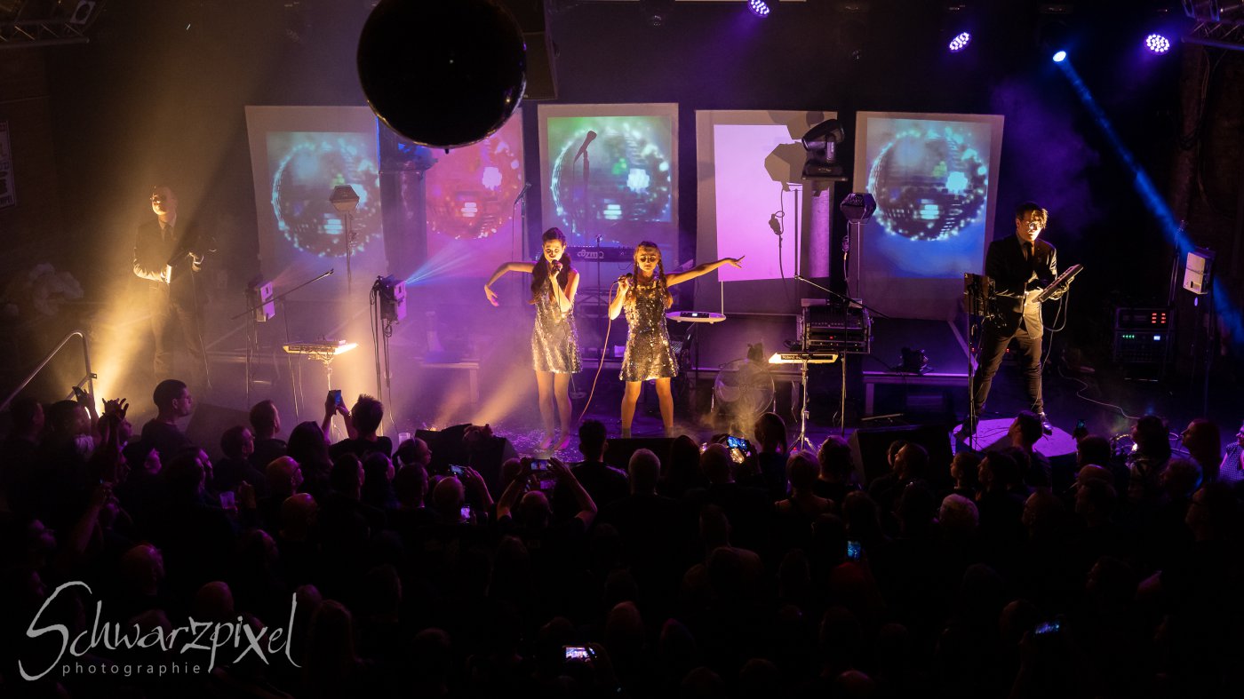 WELLE:ERDBALL - FILM-FUNK-FERNSEHEN – TRILOGIE TOURNEE