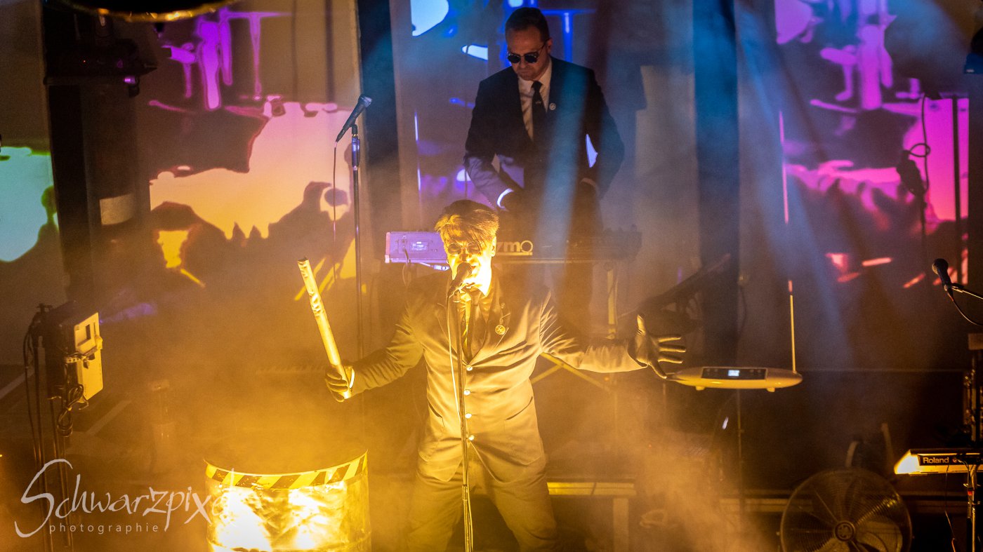 WELLE:ERDBALL - FILM-FUNK-FERNSEHEN – TRILOGIE TOURNEE
