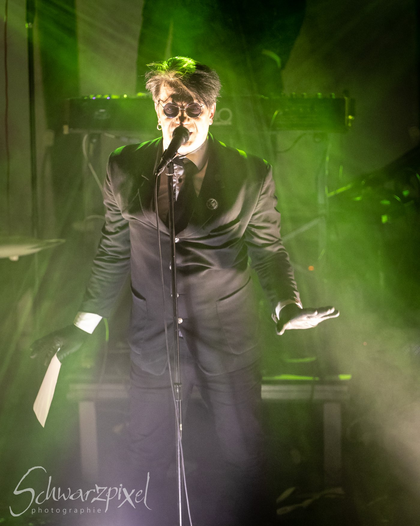 WELLE:ERDBALL - FILM-FUNK-FERNSEHEN – TRILOGIE TOURNEE