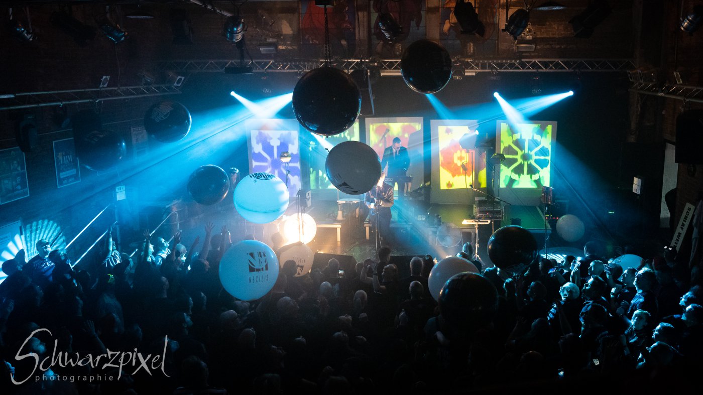 WELLE:ERDBALL - FILM-FUNK-FERNSEHEN – TRILOGIE TOURNEE