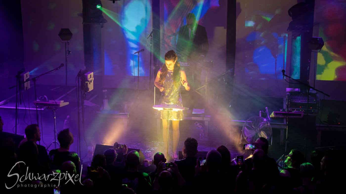 WELLE:ERDBALL - FILM-FUNK-FERNSEHEN – TRILOGIE TOURNEE
