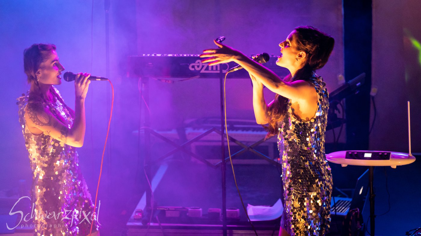 WELLE:ERDBALL - FILM-FUNK-FERNSEHEN – TRILOGIE TOURNEE