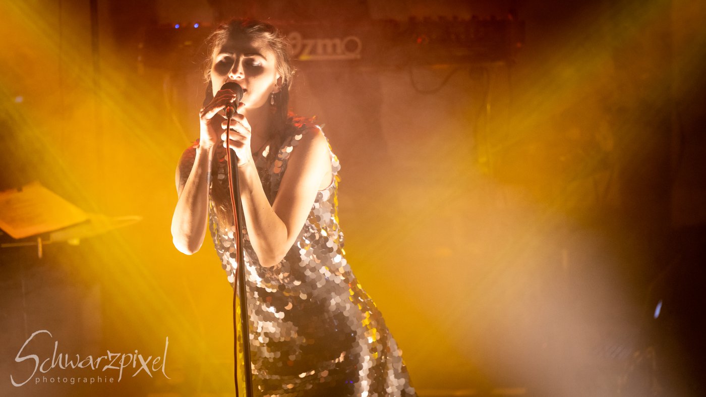 WELLE:ERDBALL - FILM-FUNK-FERNSEHEN – TRILOGIE TOURNEE