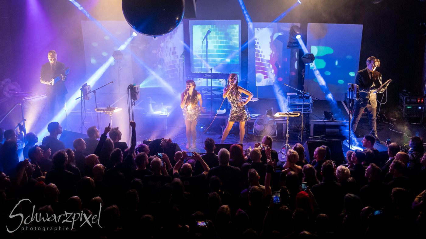 WELLE:ERDBALL - FILM-FUNK-FERNSEHEN – TRILOGIE TOURNEE