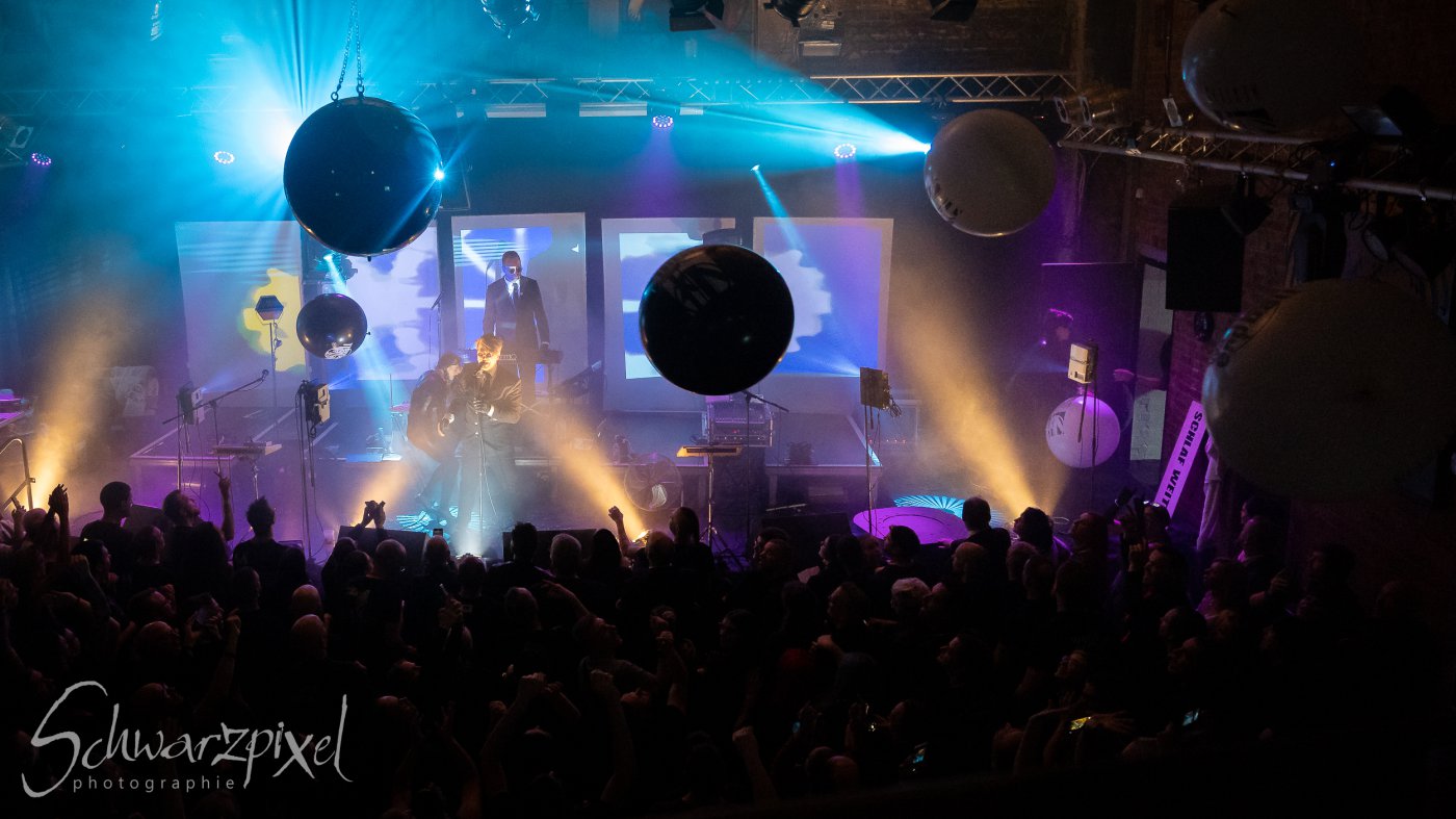 WELLE:ERDBALL - FILM-FUNK-FERNSEHEN – TRILOGIE TOURNEE