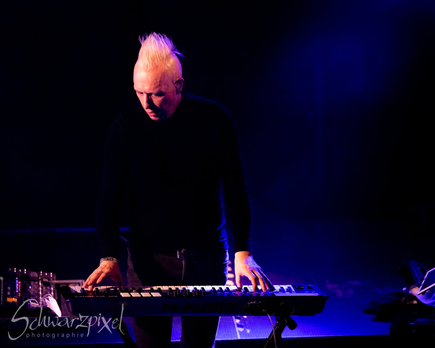 SOLAR FAKE – 1 NIGHT // 2 SHOWS 2021