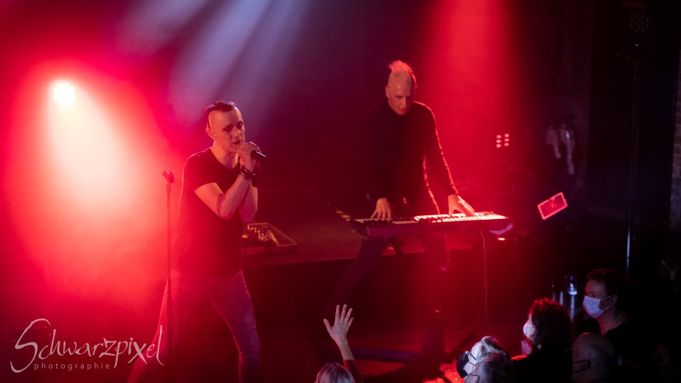 SOLAR FAKE – 1 NIGHT // 2 SHOWS 2021