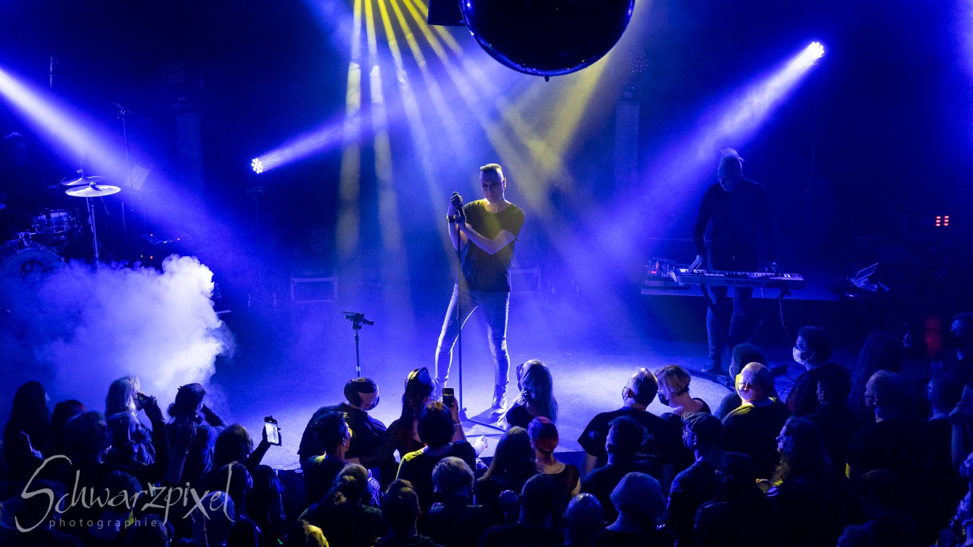 SOLAR FAKE – 1 NIGHT // 2 SHOWS 2021