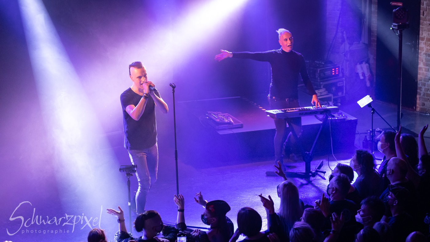 SOLAR FAKE – 1 NIGHT // 2 SHOWS 2021