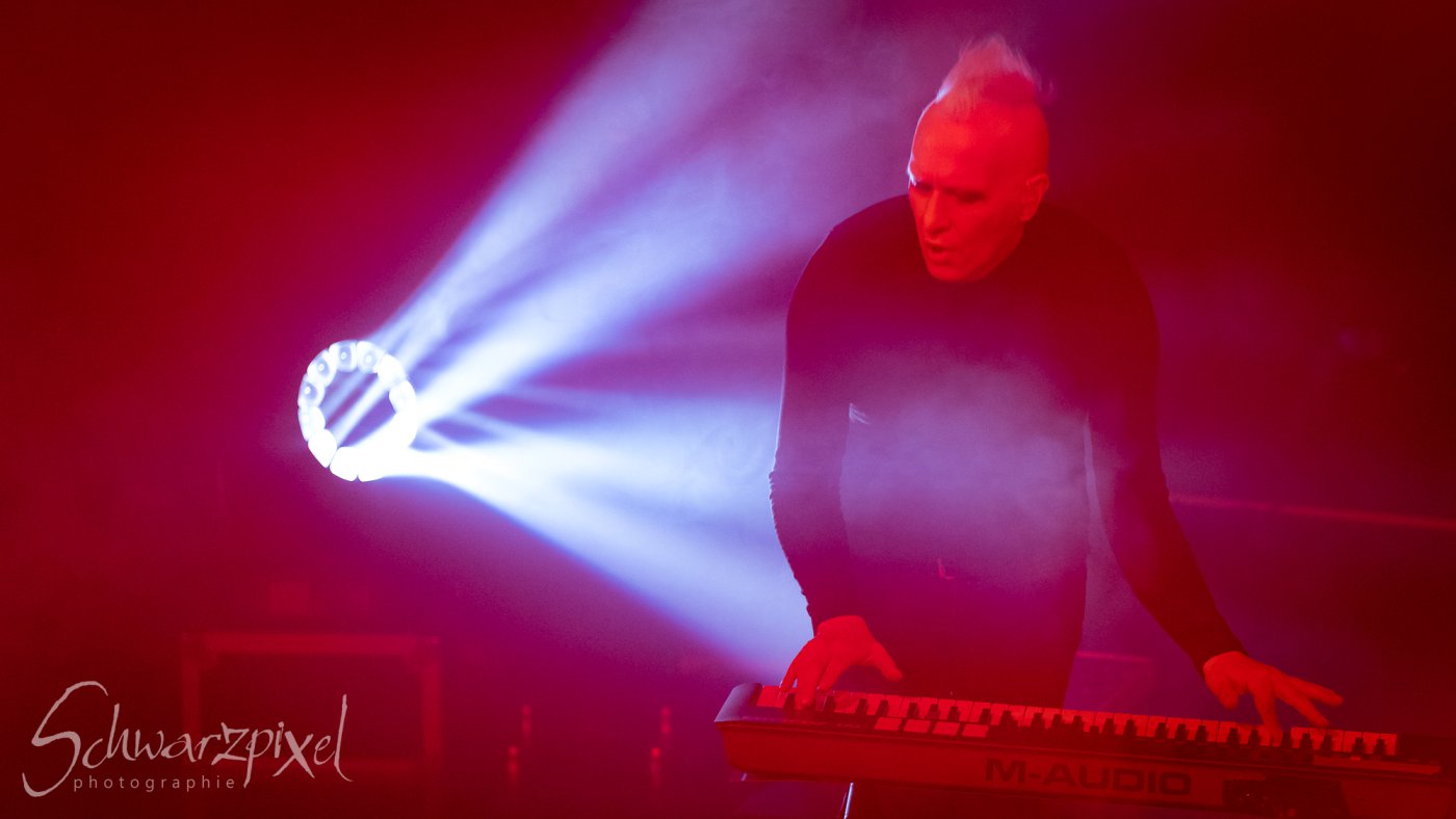 SOLAR FAKE – 1 NIGHT // 2 SHOWS 2021