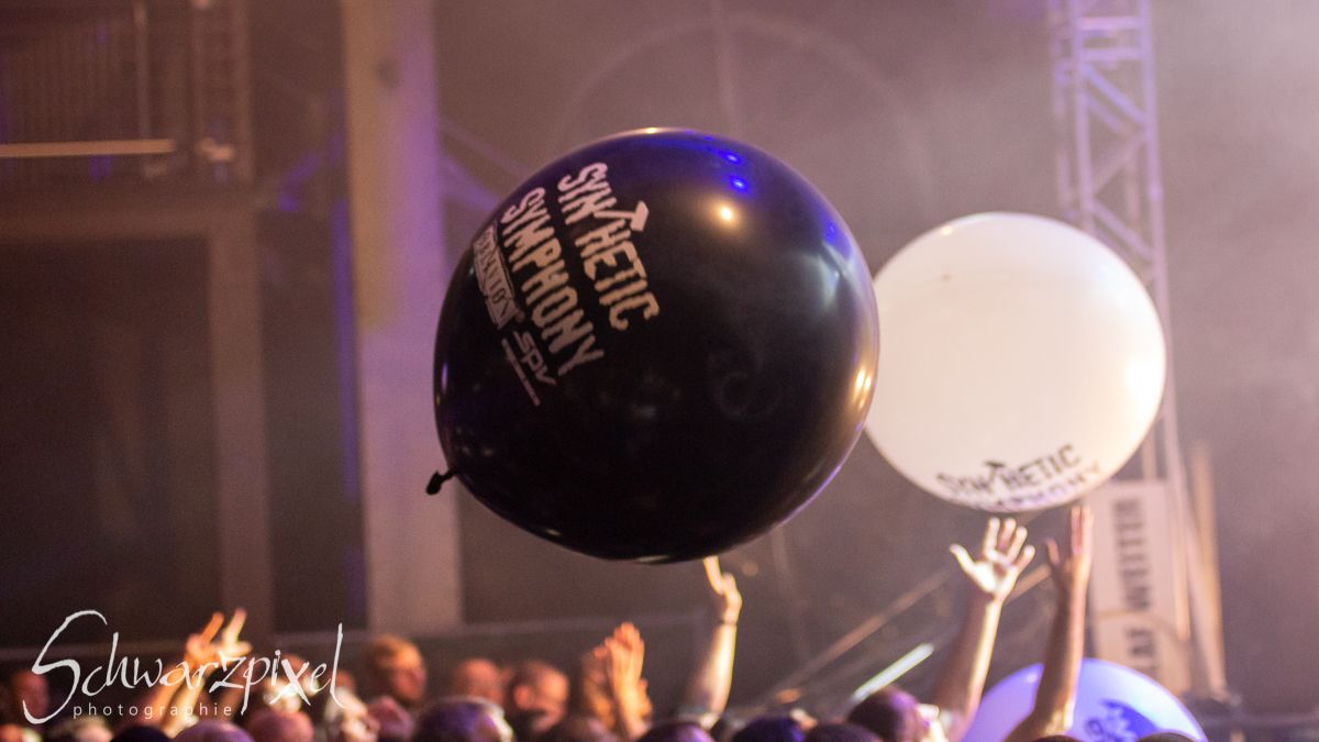 WELLE:ERDBALL – MUMIEN, MONSTREN, MUTATIONEN-TOURNEE