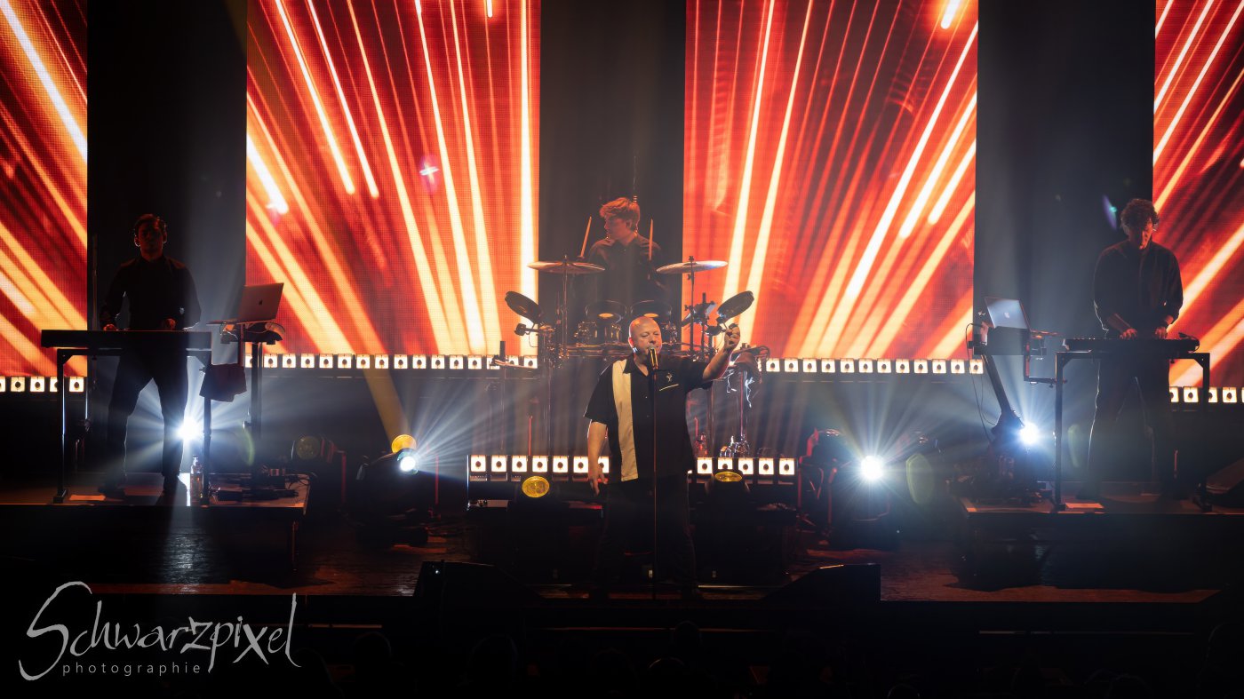 VNV Nation - Electric Sun Tour 2023