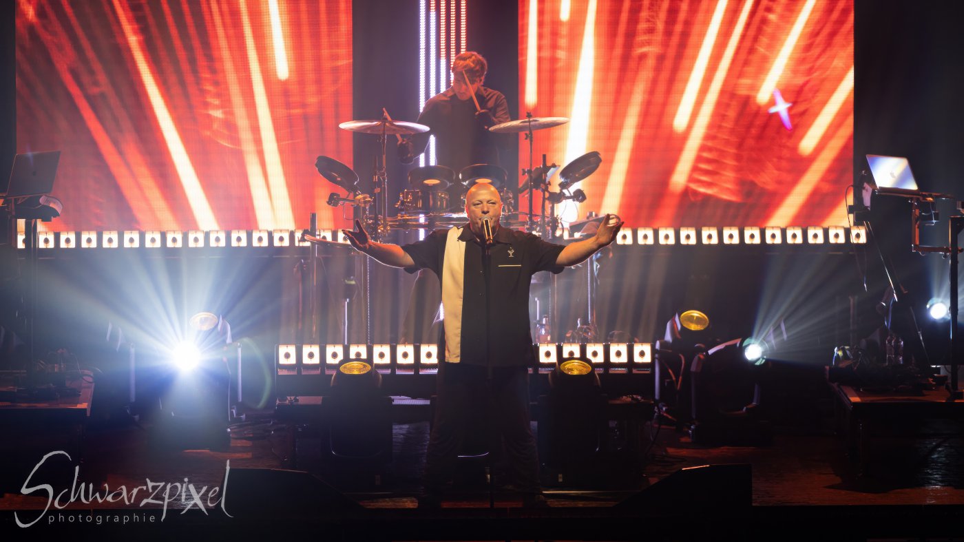 VNV Nation - Electric Sun Tour 2023