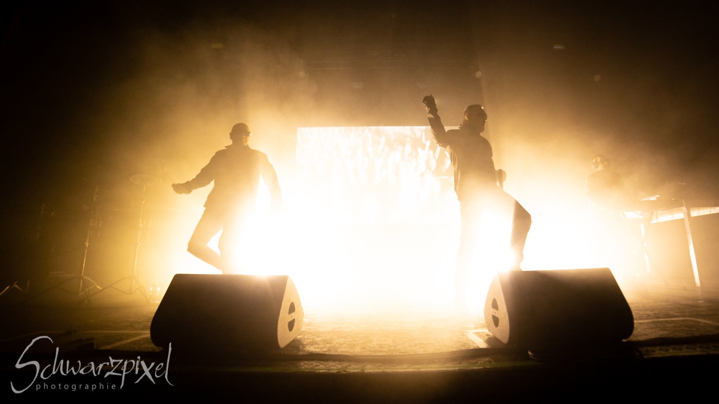 Front 242 und Nitzer Ebb