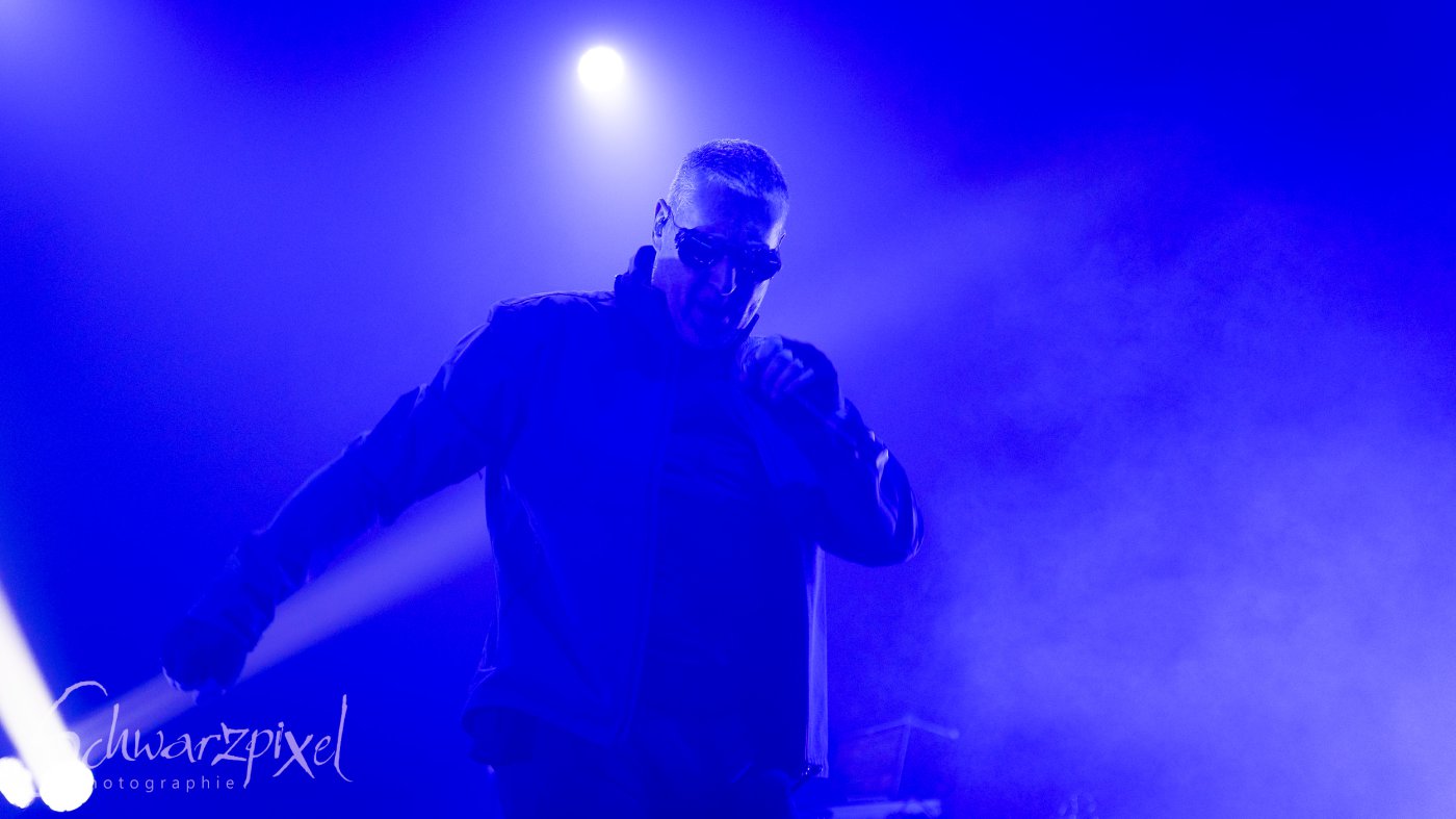 Front 242 und Nitzer Ebb