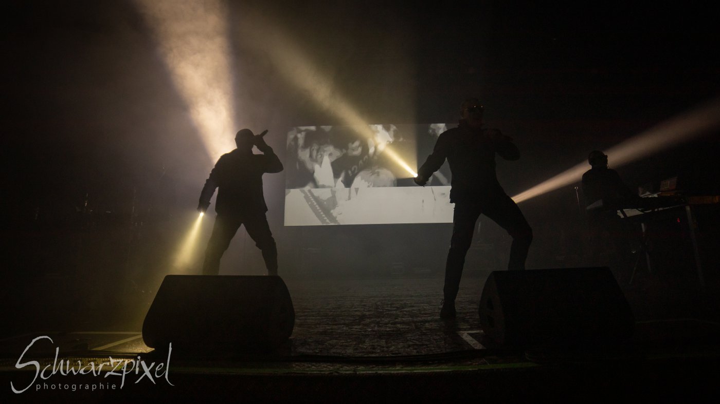 Front 242 und Nitzer Ebb