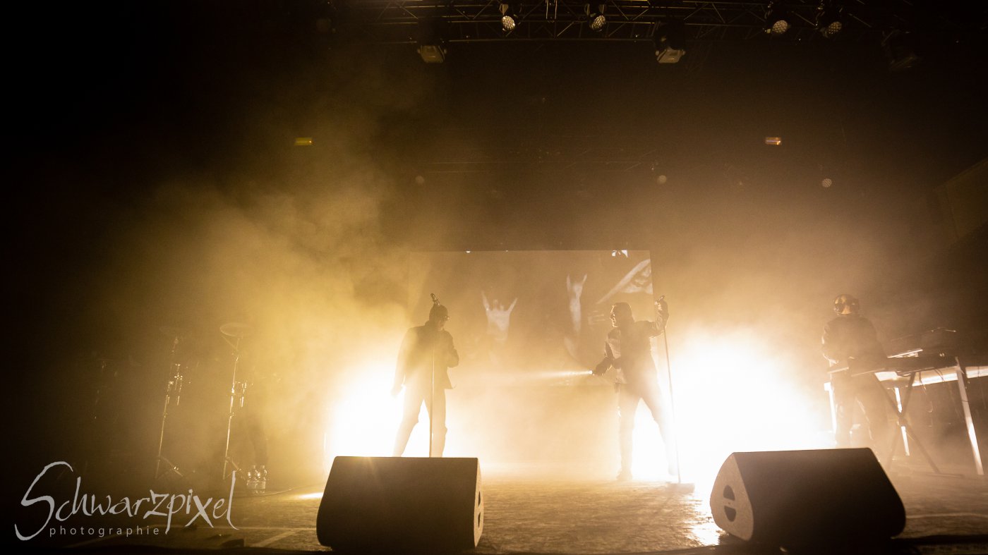 Front 242 und Nitzer Ebb