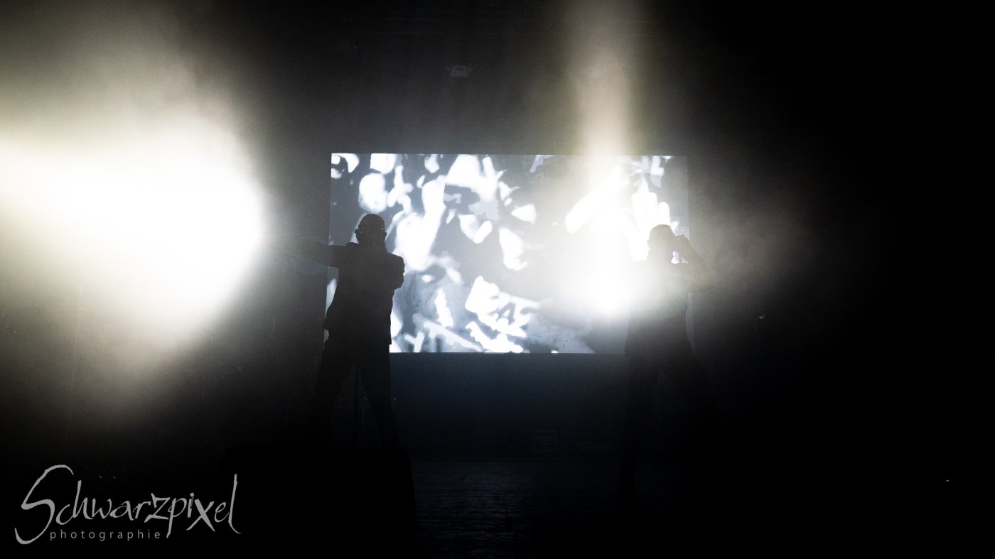 Front 242 und Nitzer Ebb