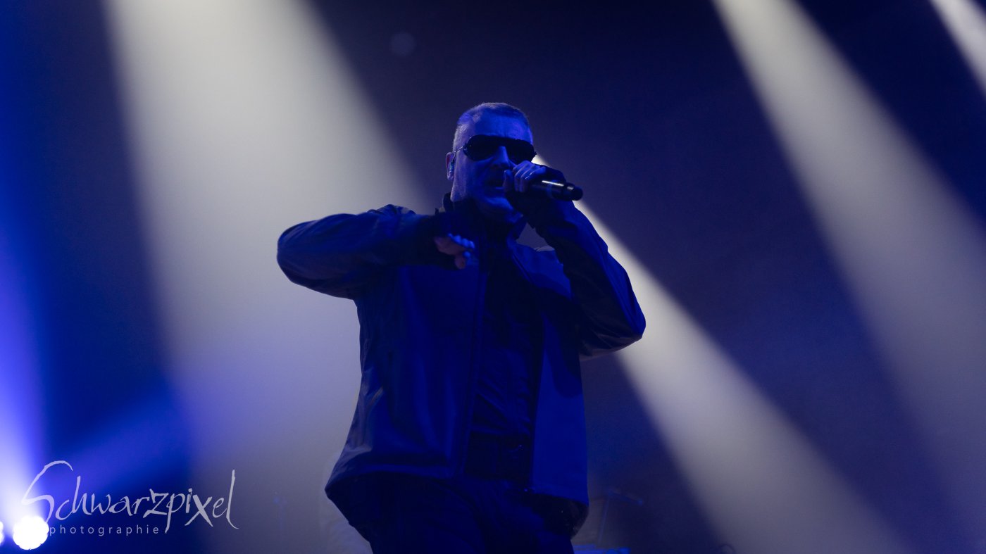 Front 242 und Nitzer Ebb