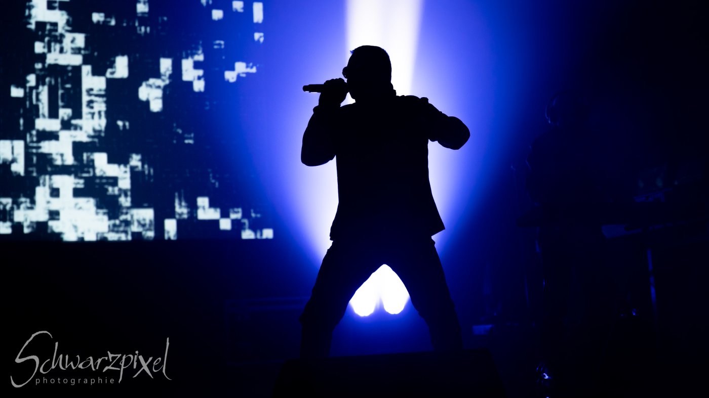 Front 242 und Nitzer Ebb