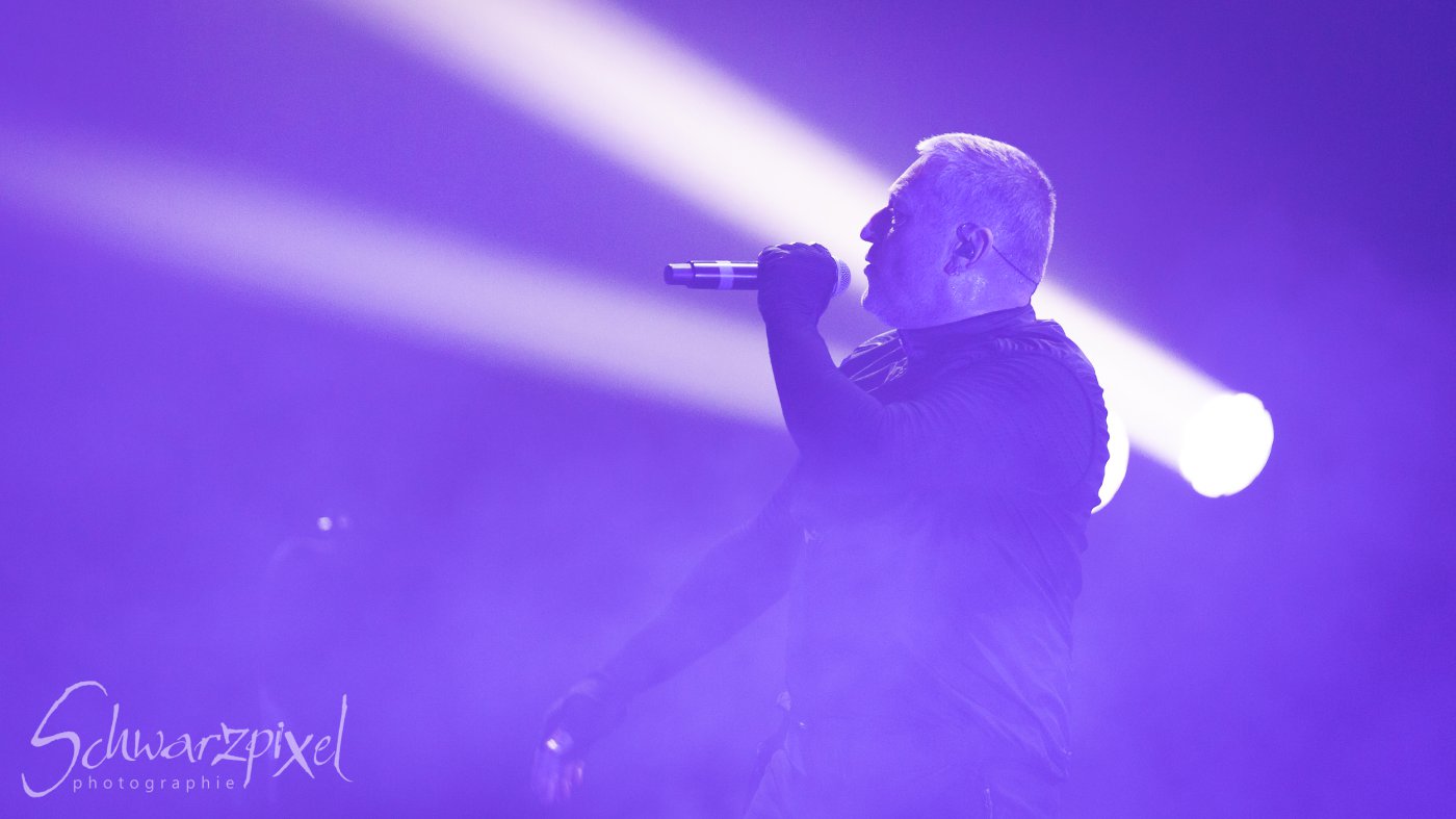 Front 242 und Nitzer Ebb