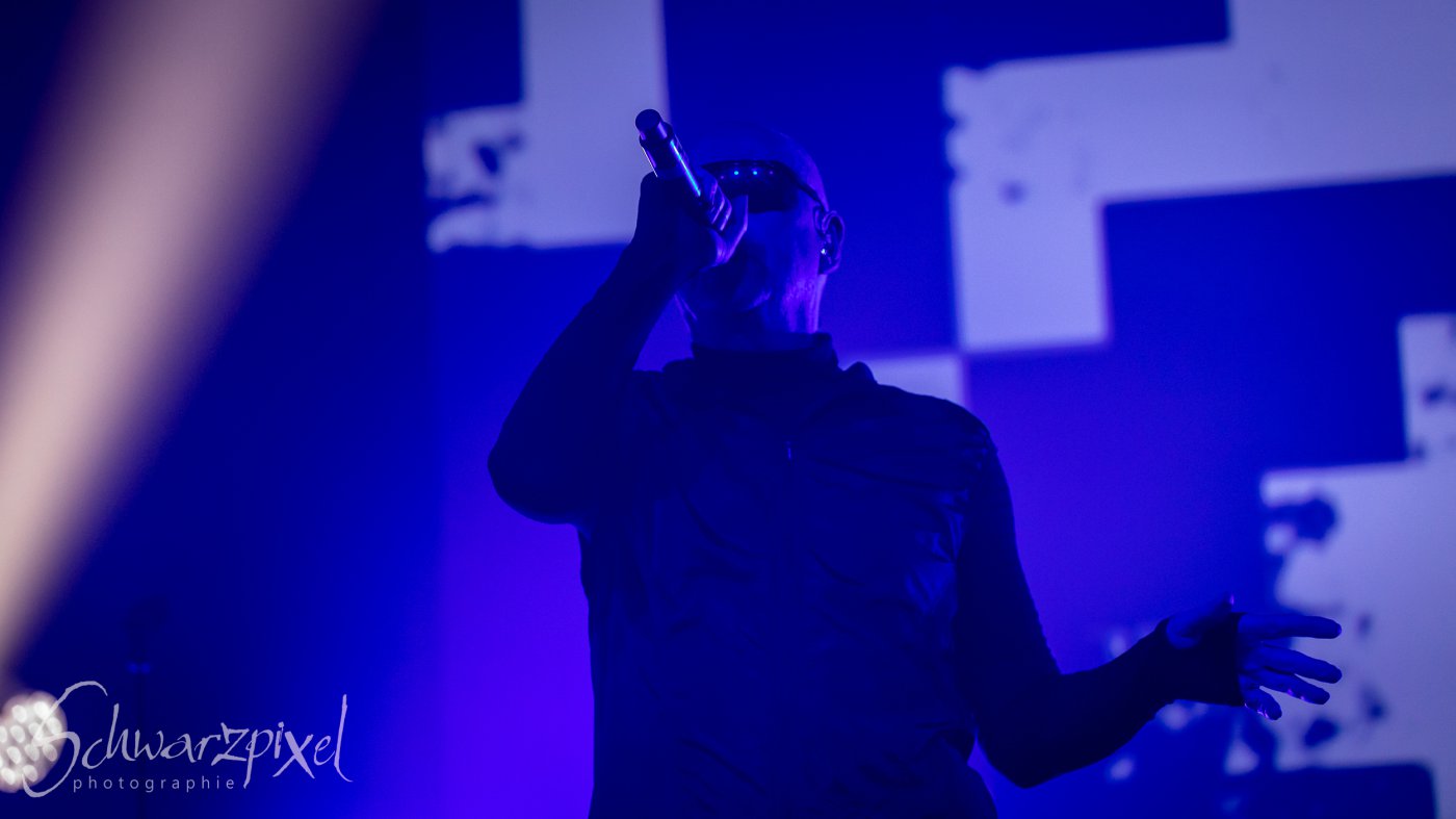 Front 242 und Nitzer Ebb