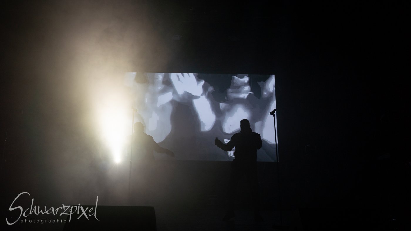 Front 242 und Nitzer Ebb