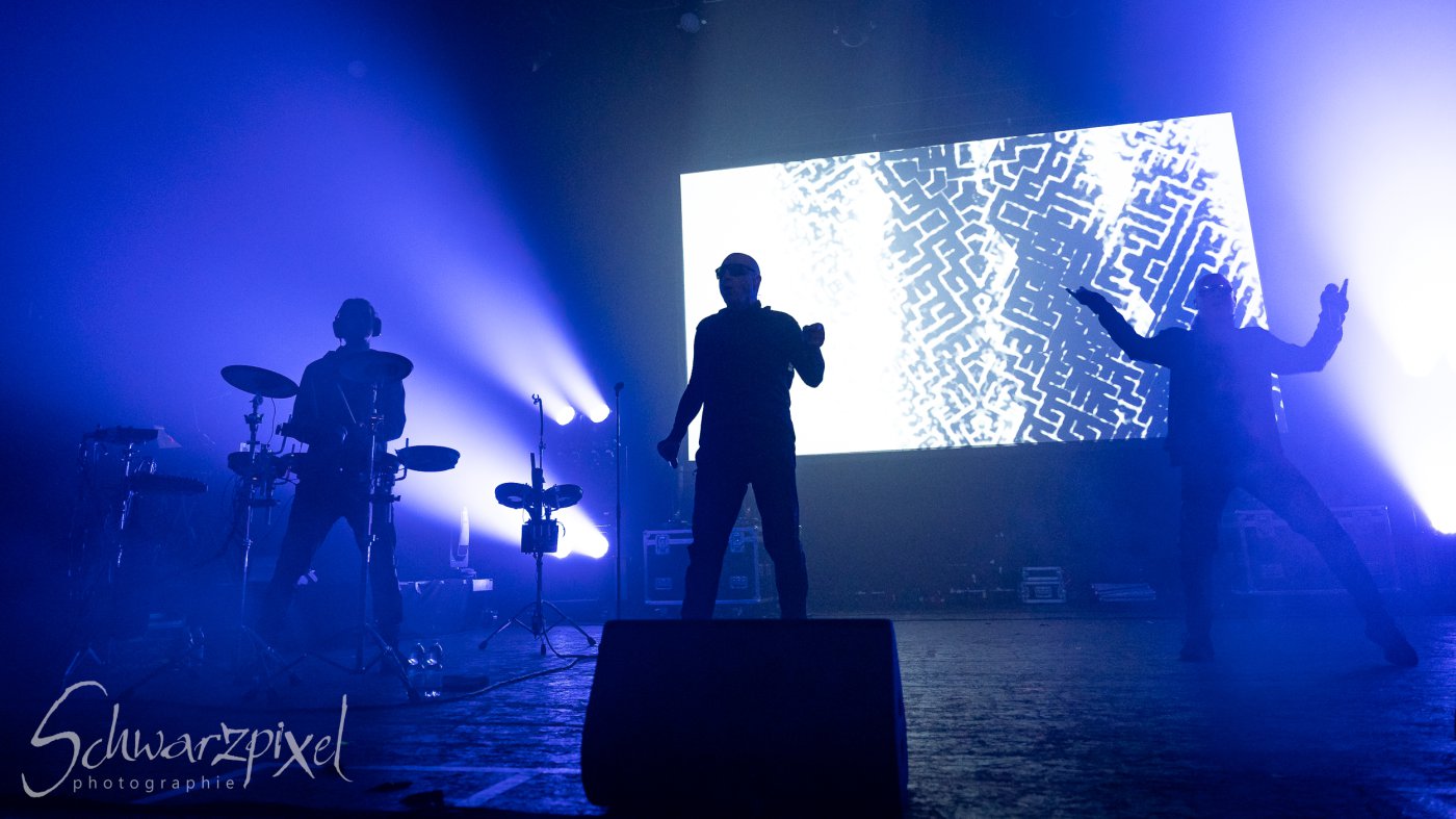 Front 242 und Nitzer Ebb
