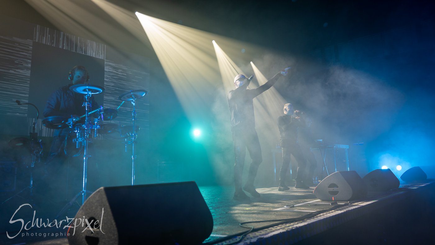Front 242 und Nitzer Ebb